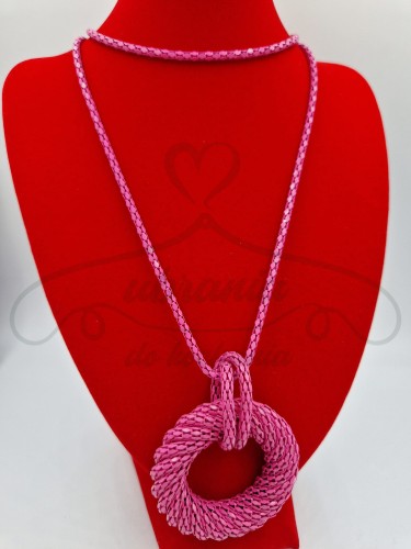 Naszyjnik, wisior długi różowy.jpg