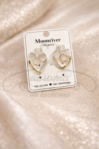 Kolczyki kwiaty z masą perłową