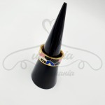 Pierścionek kolorowy z dodatkiem czerni