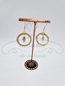 Kolczyki koło ze skrzydłem